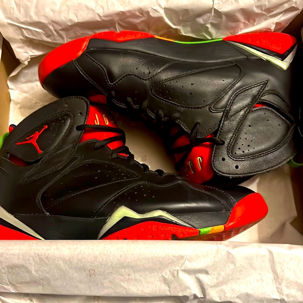 Air Jordan 7 Marvin the Martian